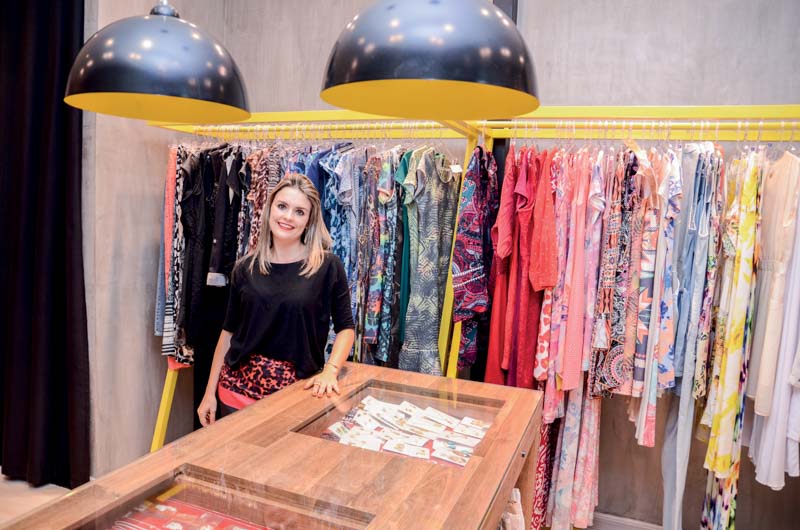 Renata trabalha bem mais hoje, mas não percebe o peso da rotina por fazer o que ama